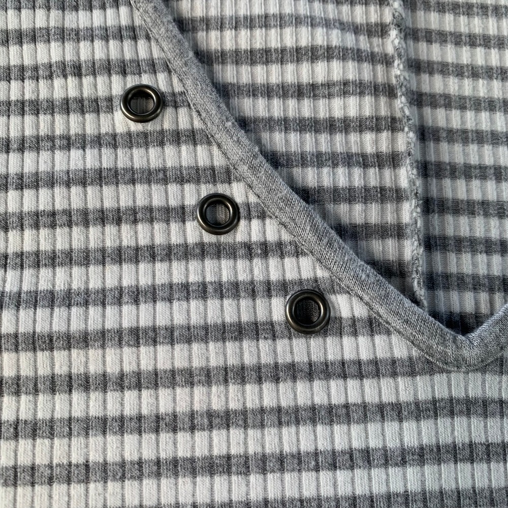 Striped Tank Top V-Neck Gray White Sleeveless Casual Cute Layered Hem Rib Knit S - Picture 2 of 9